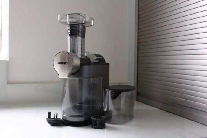 HR1947 Philips masticating juicer