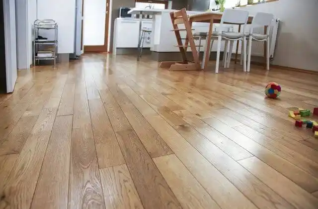 Importance of vacuuming hardwood floors 